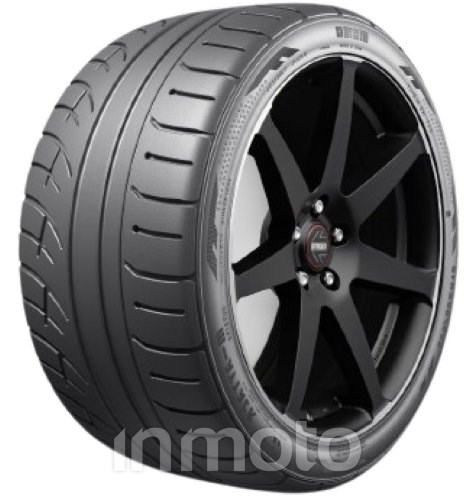 Momo M-Attack 235/40R18 95 W XL FR